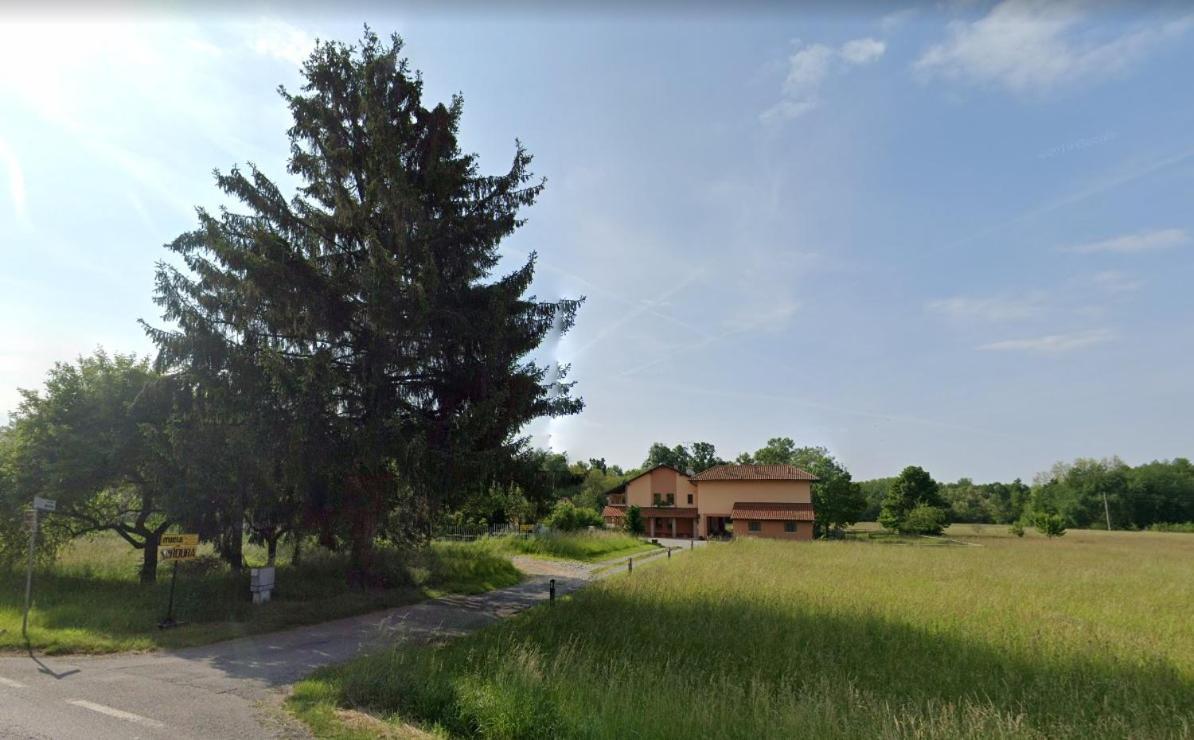 Cascina in Alto Piemonte / Piedmont countryhouse Lozzolo Esterno foto